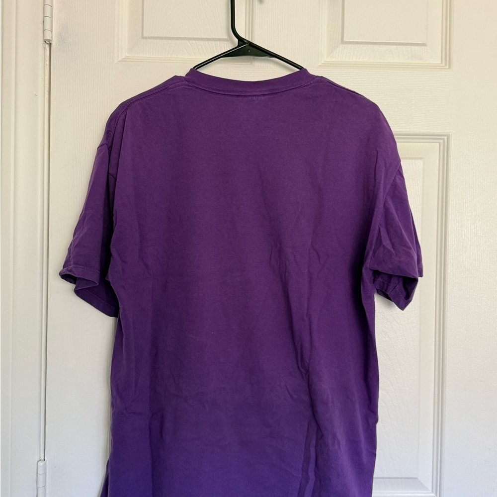 VTG Disney Purple Mickey Mouse T-shirt - Picture 2 of 3